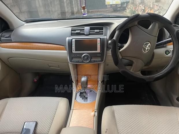 Toyota Premio 2008 Silver