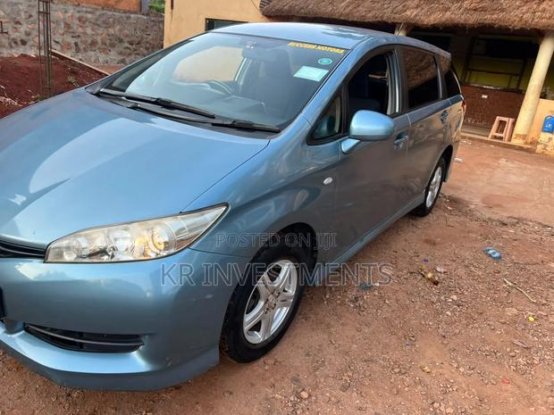 Toyota Wish 2011 Blue