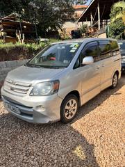 Toyota Noah 2.0 FWD (8 Seater) 2006 Silver for sale