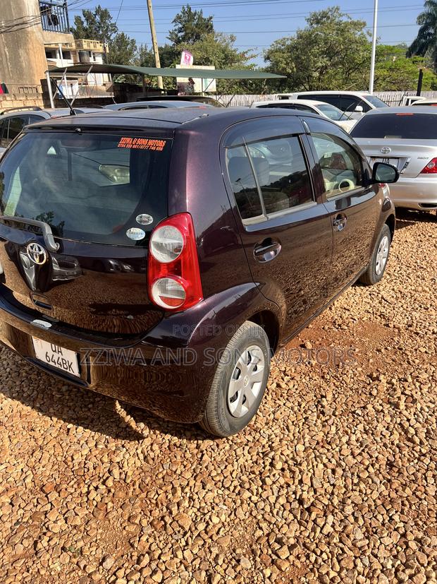 Toyota Passo 1.0 AWD 2015 Maroon