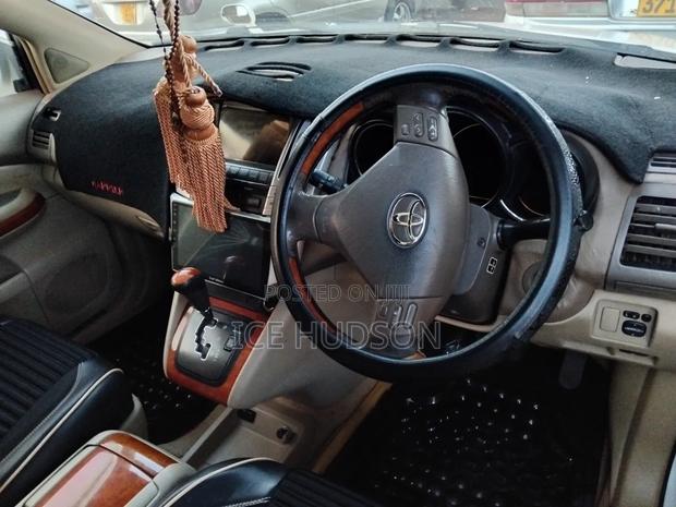 Toyota Harrier 2007 Pearl