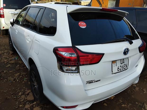Toyota Corolla Fielder 2015 White