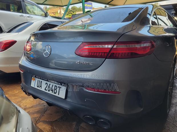 Mercedes-Benz E400 2021 Silver