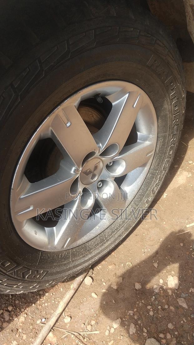 Mitsubishi Pajero Sport 2005 Pearl