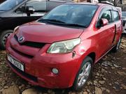 Toyota IST 2011 Red for sale