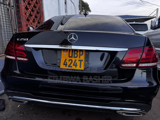 Mercedes-Benz E250 2015 Black