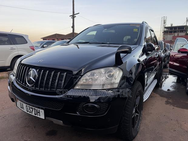Mercedes-Benz M Class 2010 Black