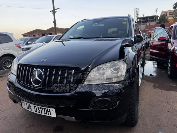 Mercedes-Benz M Class 2010 Black