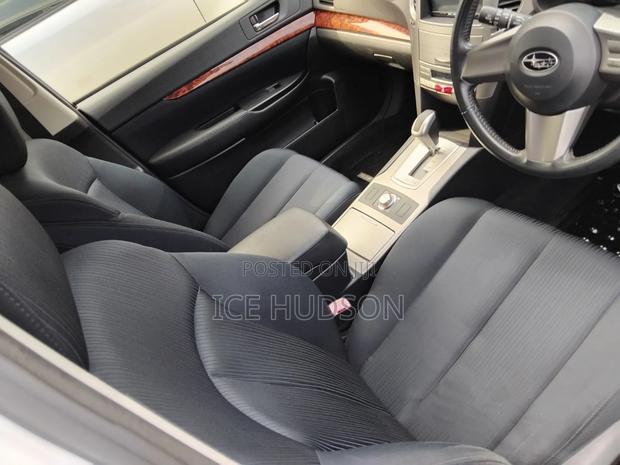 Subaru Legacy 2010 White