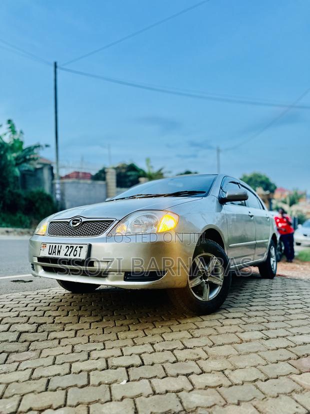 Toyota Corolla 2002 Silver