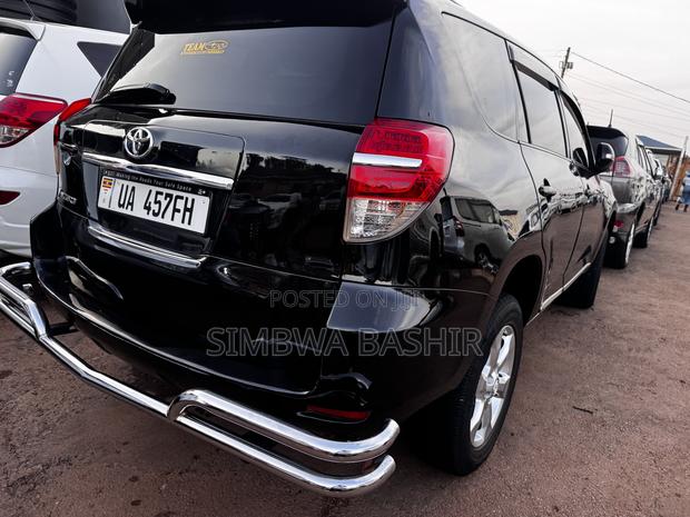 Toyota Vanguard 2007 Black