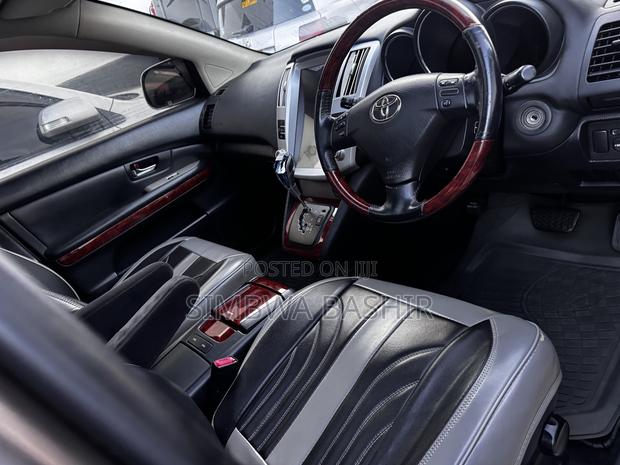 Toyota Harrier 2008 Gray