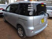 Toyota Sienta 2009 Silver for sale