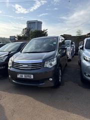 Toyota Noah 2010 Black for sale