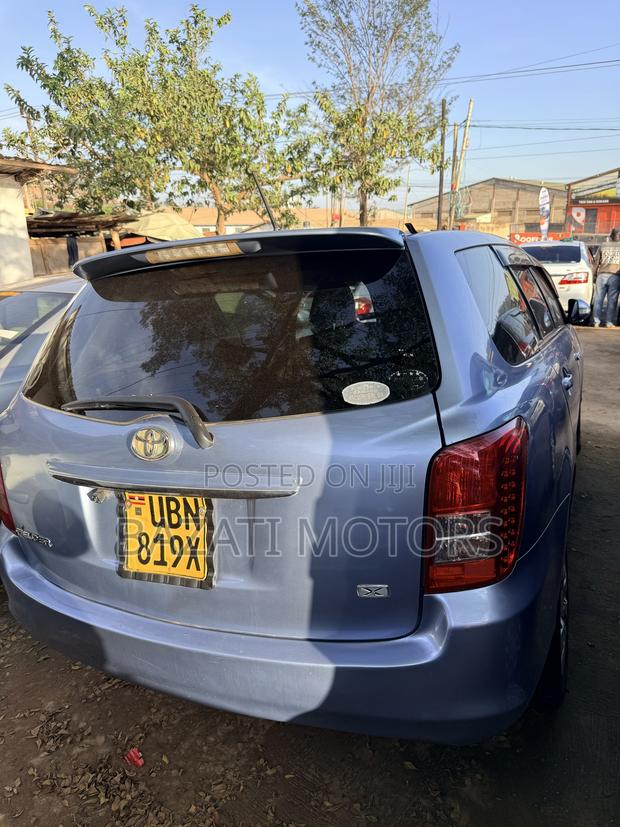 Toyota Corolla Fielder 2010 Blue