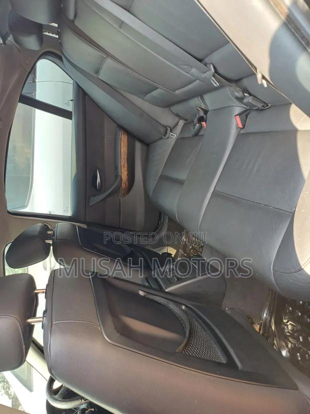BMW 323i 2006 Black
