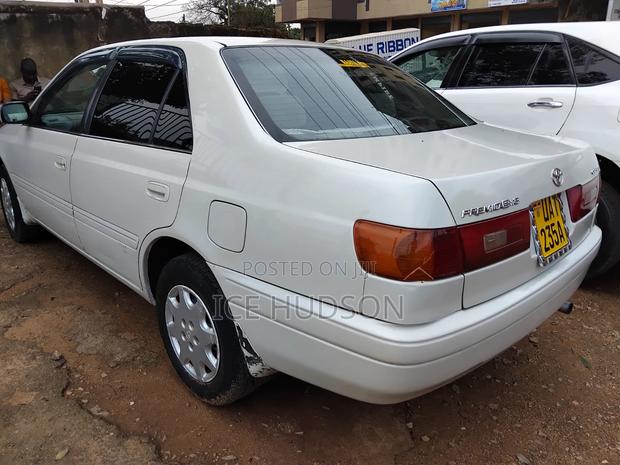Toyota Premio 2001 Gray