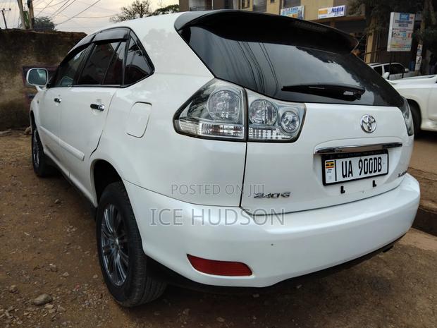 Toyota Harrier 2008 White
