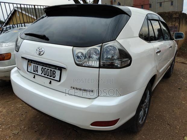 Toyota Harrier 2008 White