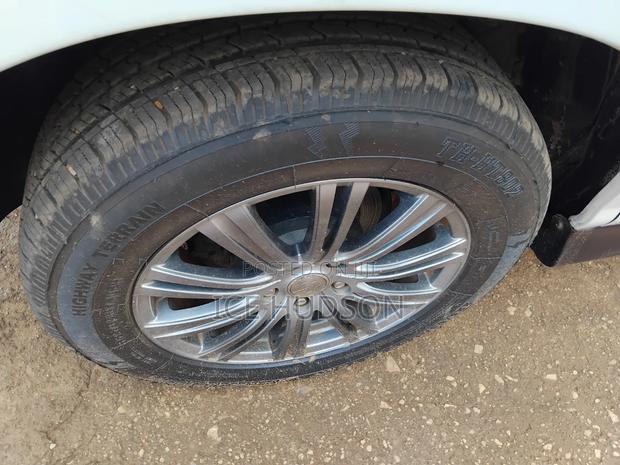 Toyota Harrier 2008 White