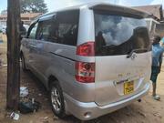 Toyota Noah 2004 Silver for sale