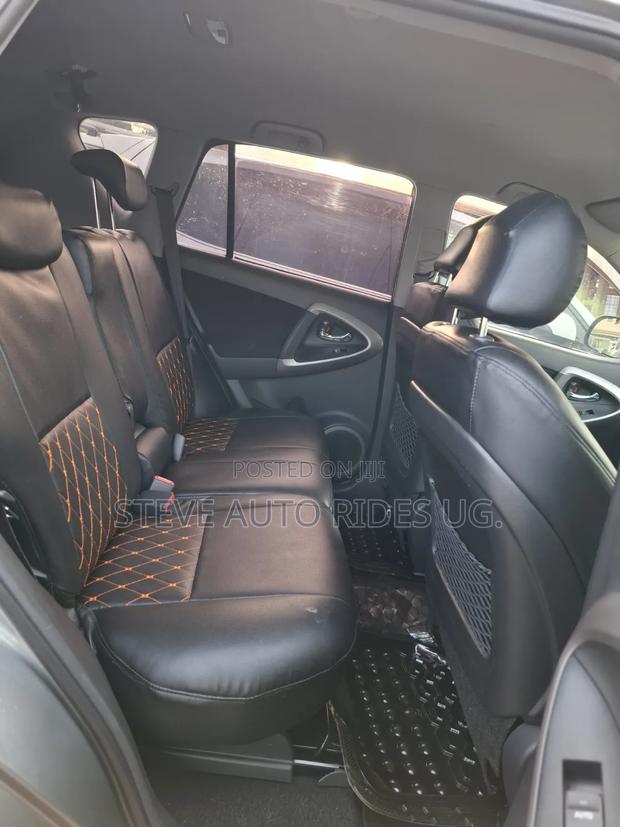 Toyota RAV4 2008 Silver
