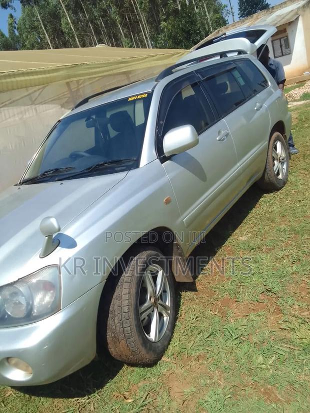 Toyota Kluger 2007 Silver