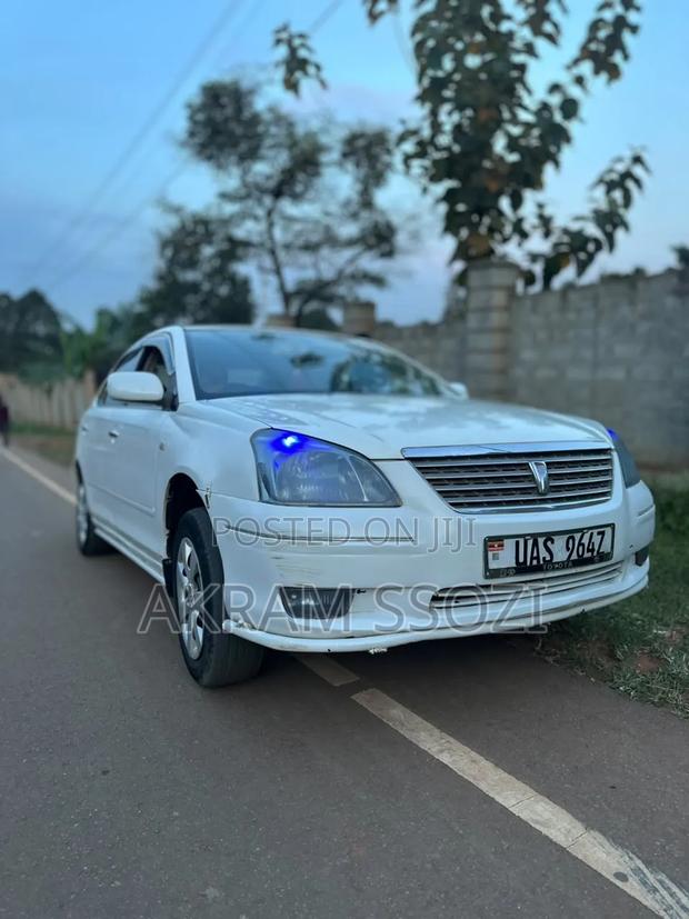 Toyota Corona Premio 2000 White
