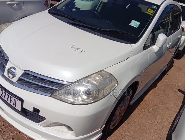 Nissan Tiida 2012 White