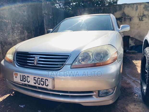 Toyota Mark II 2004