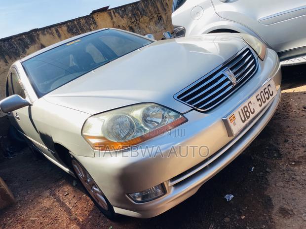 Toyota Mark II 2004