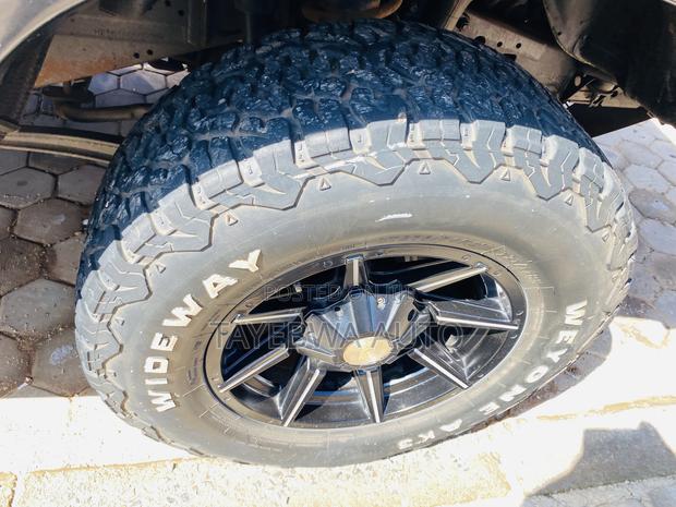 Toyota Land Cruiser 90 1997