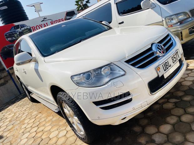 Volkswagen Touareg 2009 White