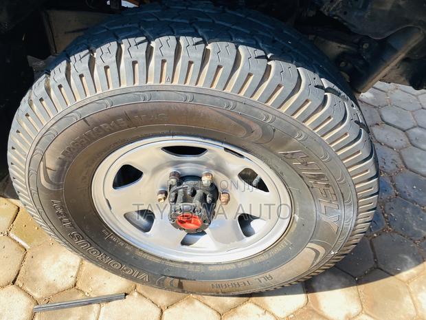Toyota Hilux 1999