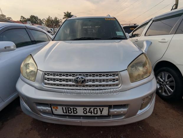 Toyota RAV4 2004 Silver