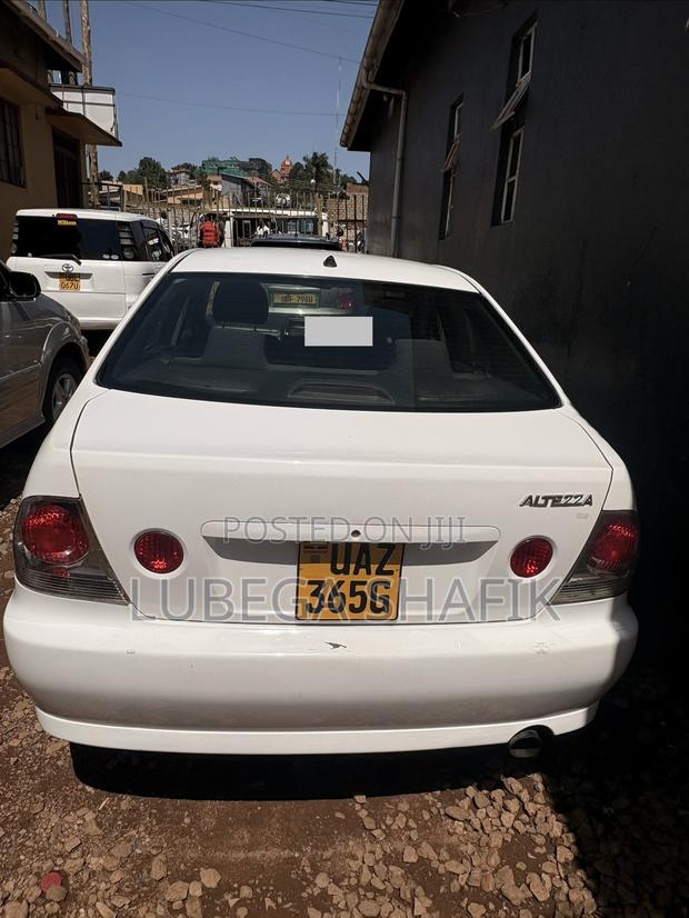 Toyota Altezza 2005 White