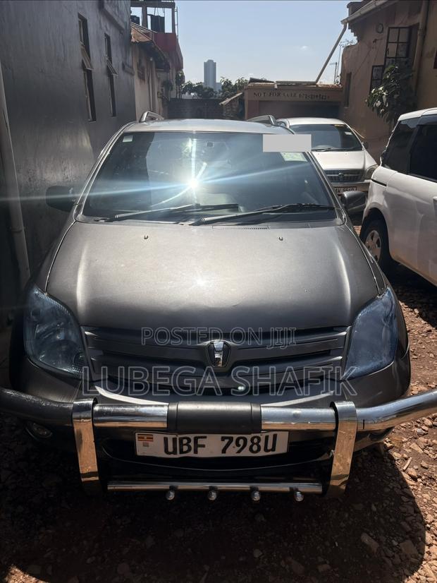 Toyota IST 2007 Gray
