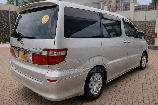 Toyota Alphard 2008 Silver