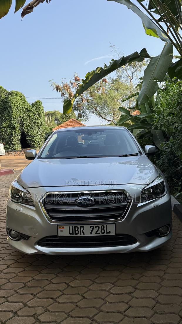 Subaru Legacy 2.5i AWD 2017 Silver