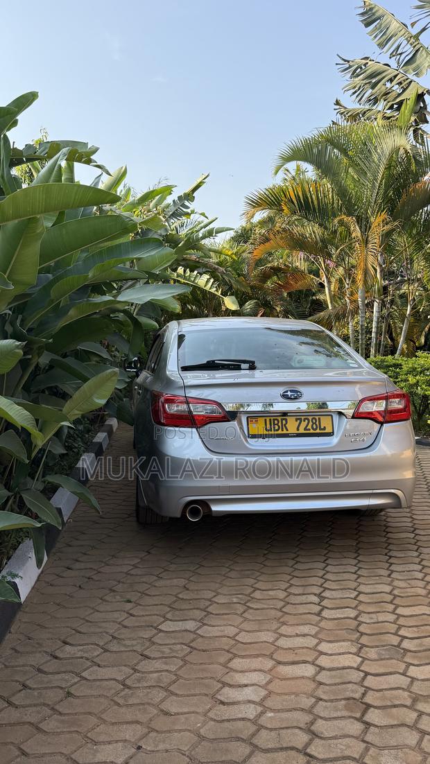 Subaru Legacy 2.5i AWD 2017 Silver
