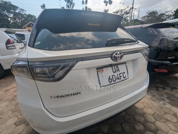 Toyota Harrier 2014 White