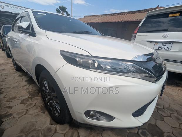 Toyota Harrier 2014 White