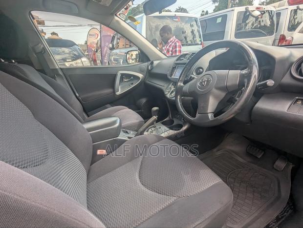 Toyota RAV4 2009 White