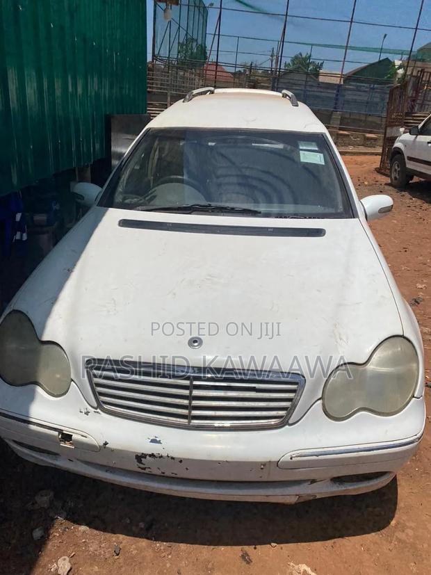 Mercedes-Benz C180 2000 White