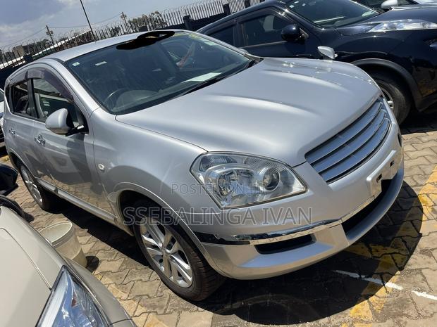 Nissan Dualis 2013 Silver