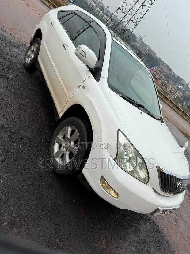 Toyota Harrier 2008 White