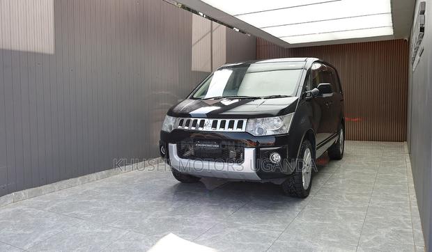 Mitsubishi Delica 2013 Black