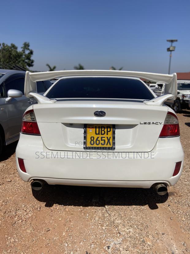 Subaru Legacy 2008 White