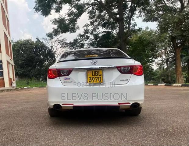 Toyota Mark X 2012 White