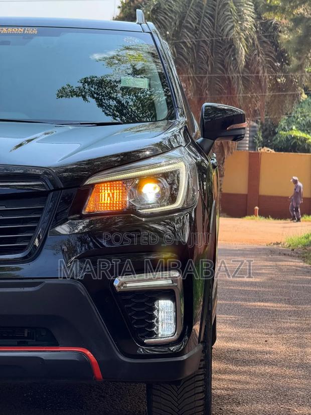Subaru Forester 2018 Black